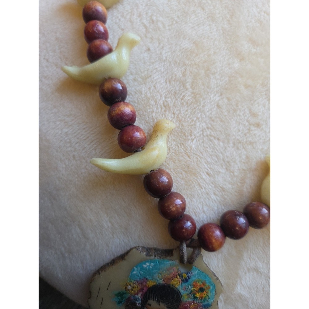 Vintage DeGrazia Hand Painted Pendant Necklace Native Girl with Flowers Brids - Picture 6 of 7